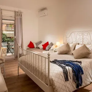 Sweet Piramide Bed & Breakfast